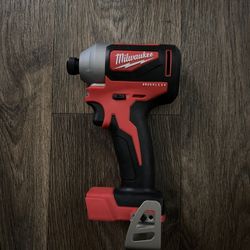 Milwaukee M18 18V 1/4 in. Impact Driver