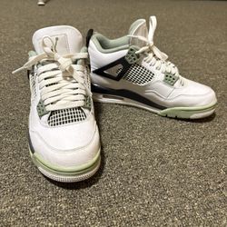 Jordan 4 Retro Seafoam Green