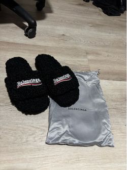 balenciagas slides size 10