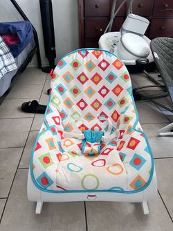 Fisher-Price Infant-to-Toddler Rocker - Great Condition