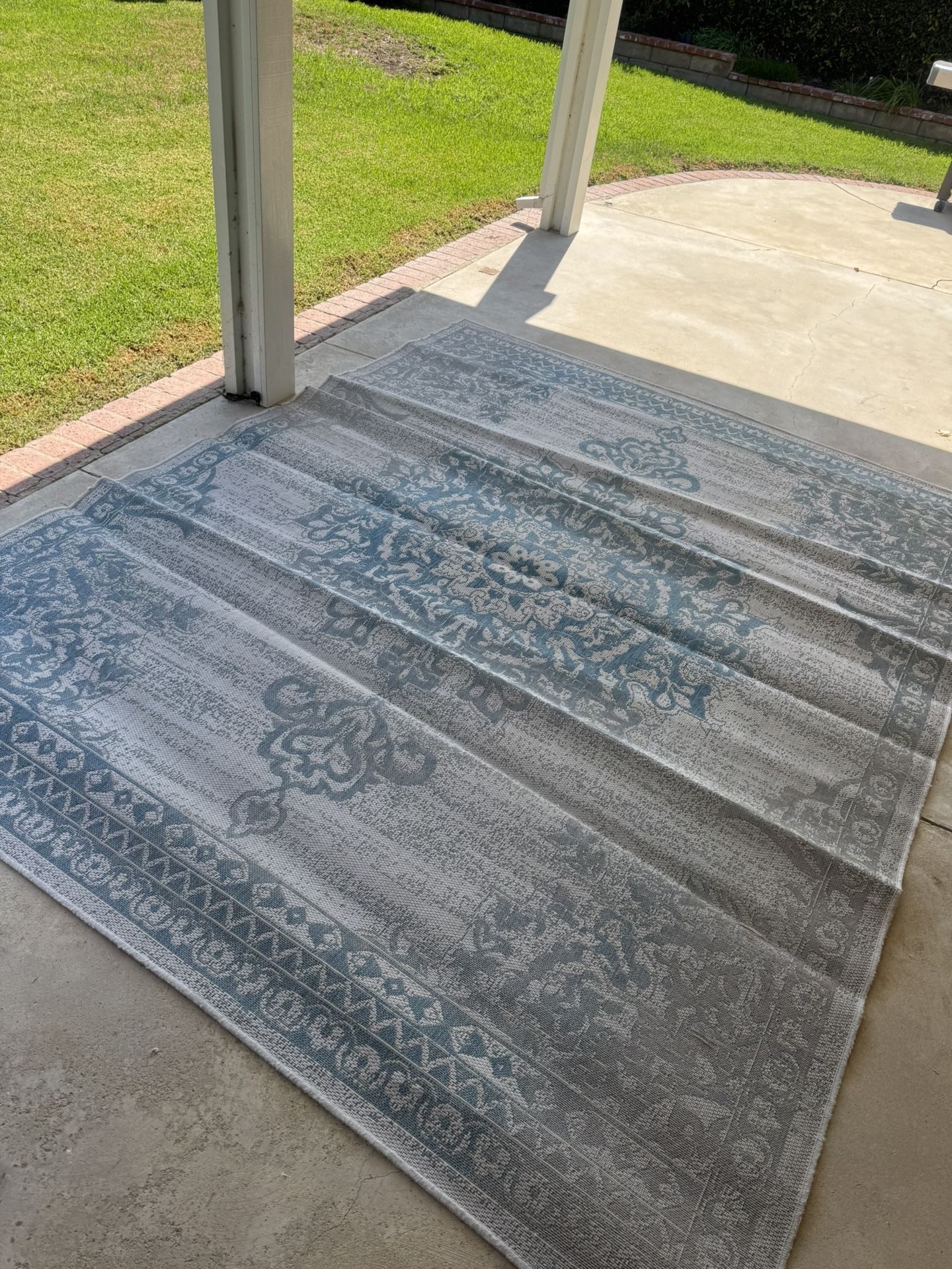 Free Outdoor Area Rug