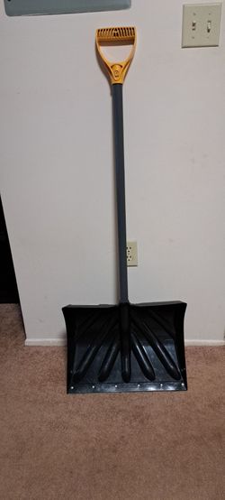 Snow Shovel and Scraper