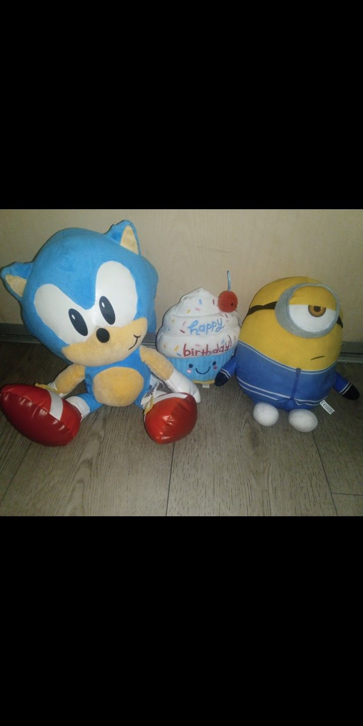 SONIC PLUSHY FOR SALE