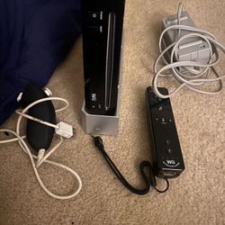 Black Wii Missing Av Cord And Senser Bar 