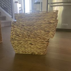 4 Baskets