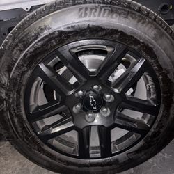 Tire’s /rims SILVERADO Bridgestone Tires