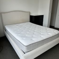 Queen Sleep Number Mattress (with or without bed frame)