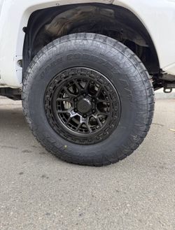 Lock Off-Road Commando 285/70R17 Toyo Open Country ATIII Tires Package Deal, WE FINANCE