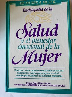 De Mujer a Mujer: Enciclopedia de la Salud Hardcover Book