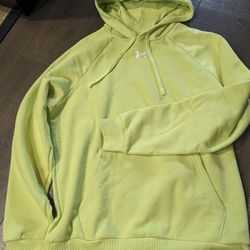 NEW Under Armour Hoodie, Size M