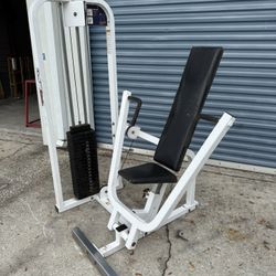Paramount Seated Chest Press