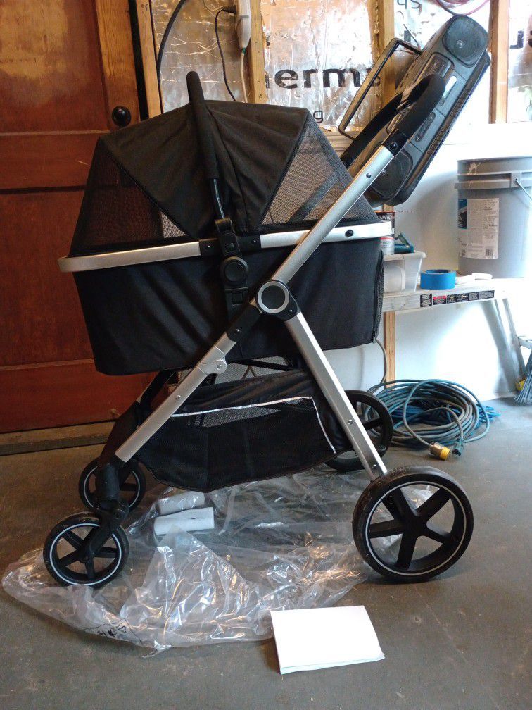 Brand** (NEW)** 3-1 Pet Stroller And Carrier Combo.