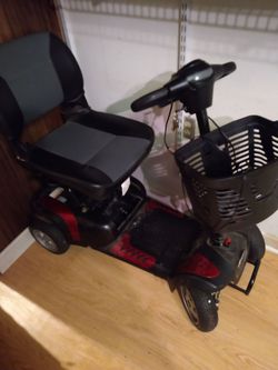 Phoenix mobility scooter want gone read ad fully!!