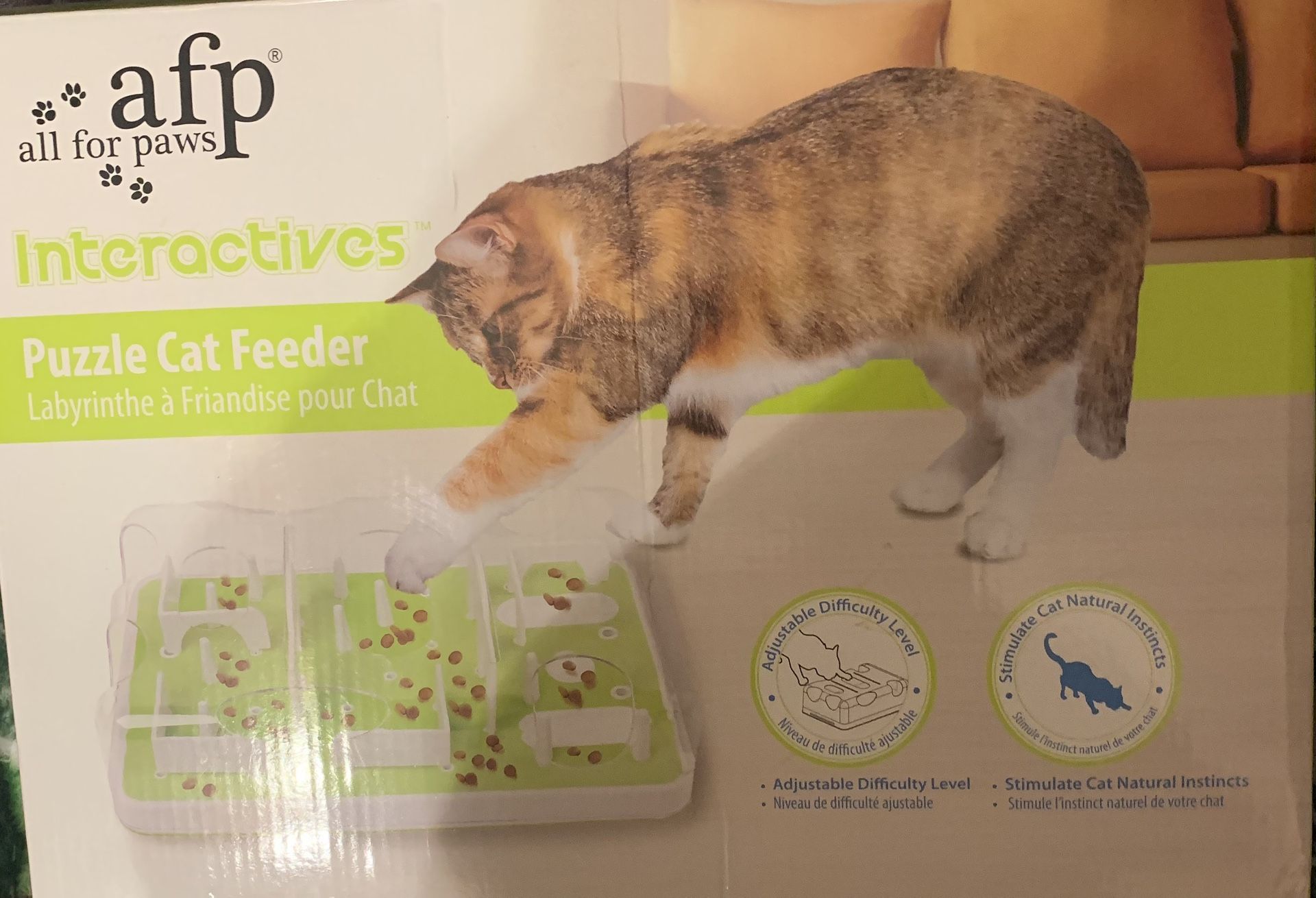 Puzzle Cat Feeder