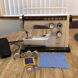 VIKING HUSQVARNA 6440 SEWING MACHINE