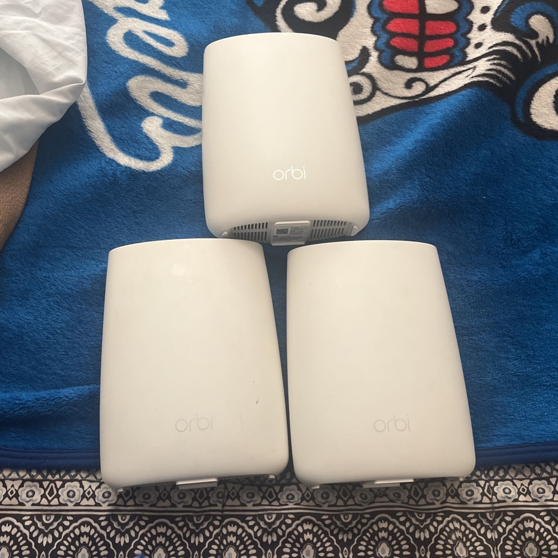 Orby Wi-Fi Extender