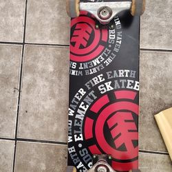 Element Skateboard 🛹 Size 8 