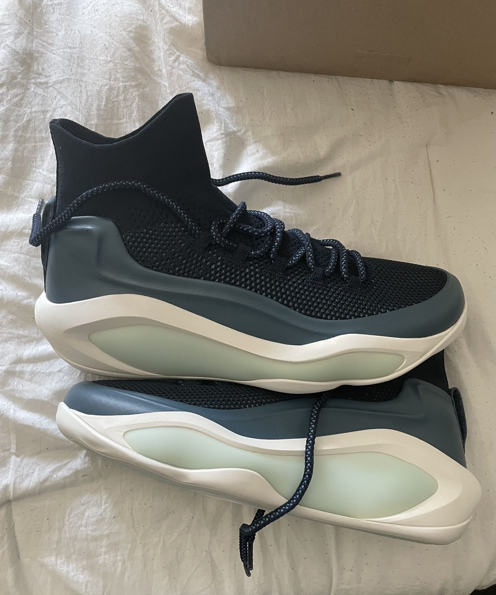 EQLZ 247 BASKETBALL Size 12