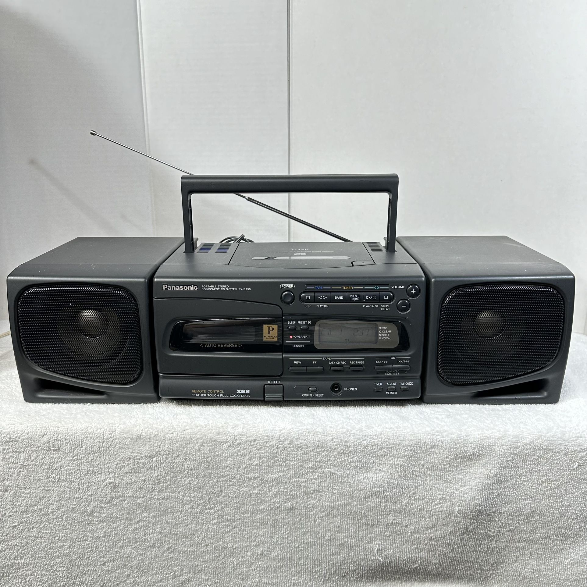 Panasonic Portable Stereo CD/AM/FM Boombox with detachable speakers—plays well-AC/DC capable-Demo Available 