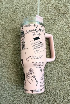 Stanley style Taylor Swift cup w/straw