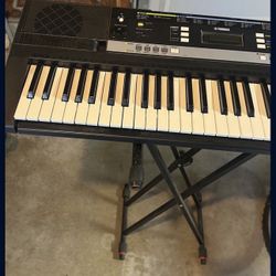 Yamaha PSR-E243 Portable