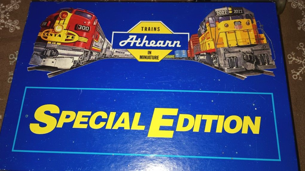 Brand New H.O. train Box Cars