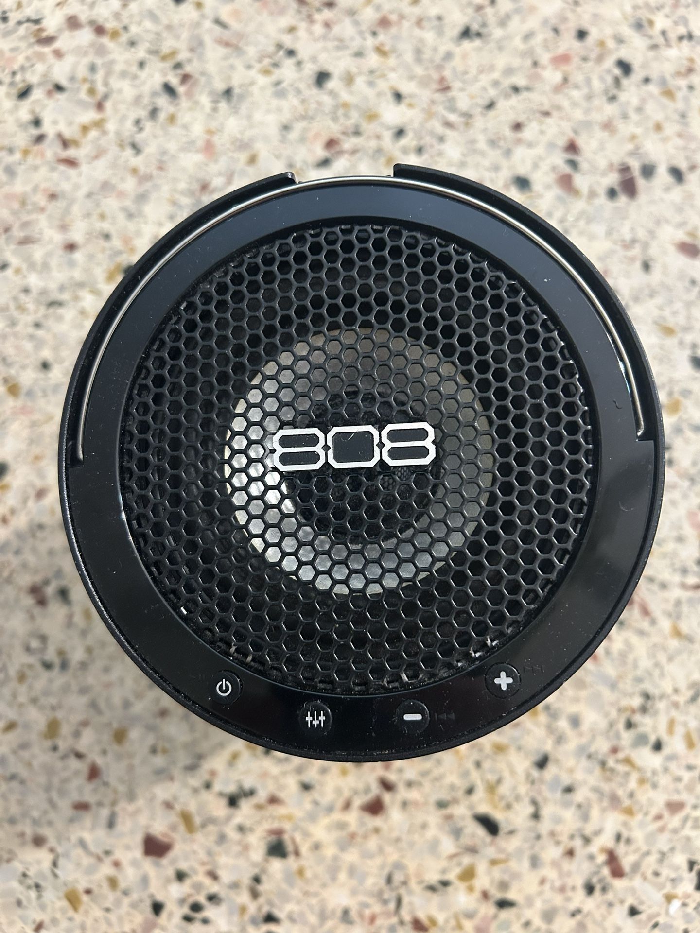 Speaker Bluetooth. 808 Canz Xl