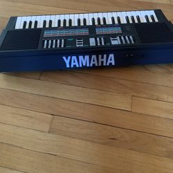 Yamaha Keyboard 