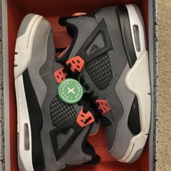 Size 6 Jordan 4s Infrared Red.