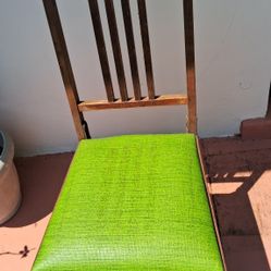 Leg-O-Matic Folding Chair