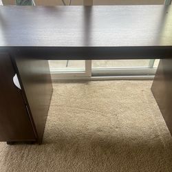 Table with shelves- Excellent condition!