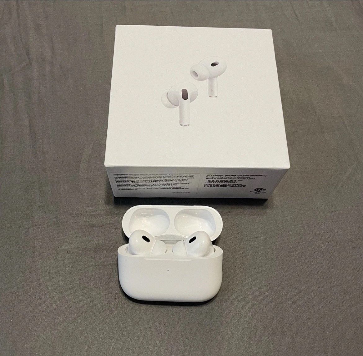 AirPods Pro 2nd Generation MagSafe USB-C Wireless Charging Case