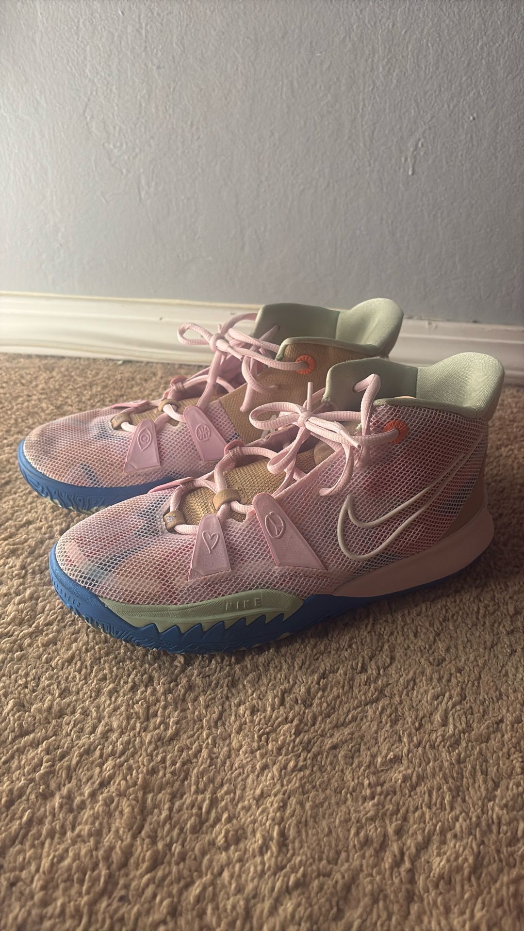 Nike Kyrie Basketball Shoes