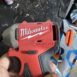 Milwaukee 3650-20 M18 Brushless 1/4" Hex Compact Impact Driver