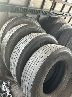 295/75/R22.5 Box Truck Tires