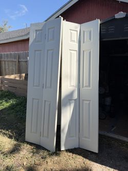 Interior Closet Bi-Fold Doors 24”x78”