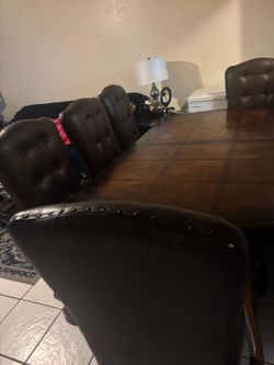 Dining Set with 5 Chairs 🍽️