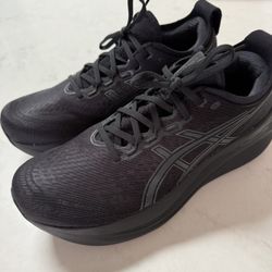 ASICS Gel Nimbus 27 Men’s Running Shoes Size 11 1/2