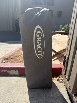 Graco pack and play