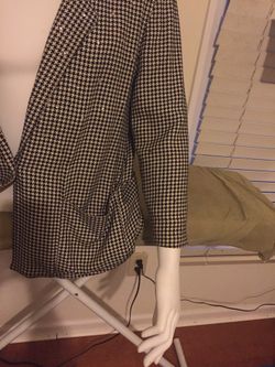 Black and white Cross Check Design