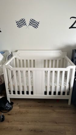 Baby crib