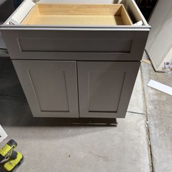 30” Base Cabinet