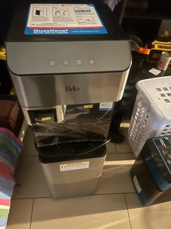 Clbl730sccf. Coffe and water dispenser
