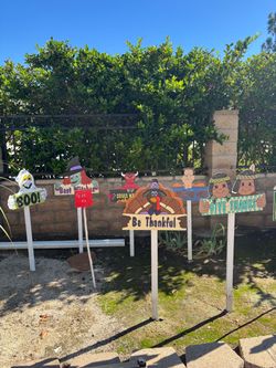 Halloween signs