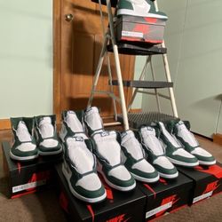 Jordan 1 Retro High OG Gorge Green  Size 7Y
