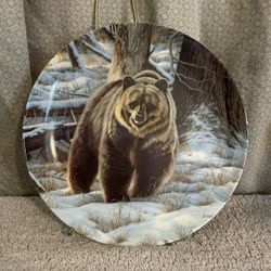 Grizzly bear glass collectible plate