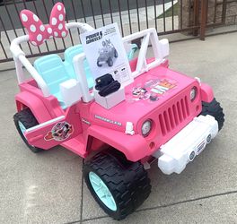Minnie Mouse Jeep Wrangler 12volt Electric Kid Ride On Car Power Wheels for  Sale in Santa Ana, CA - OfferUp