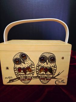 Vintage Enid Collins of Texas "Owlets" wooden box purse decorated with jewels and graphics. 7.5"×5"