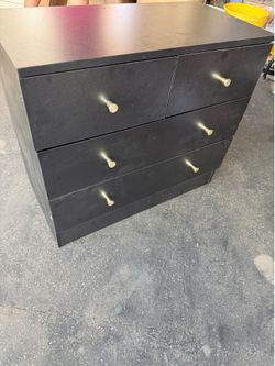 Small night stand see pics read