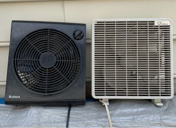 Fans two small tables top fans for $8 you get two for one price